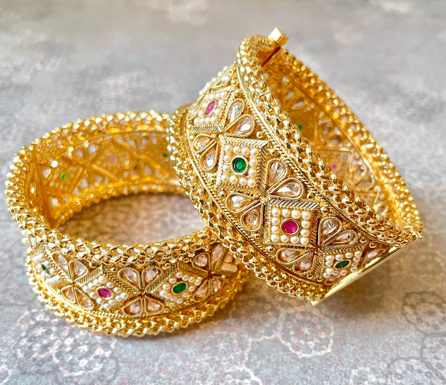 Colorful Kundan in Rajwada Style